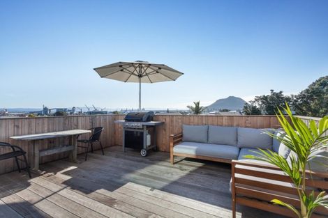 Photo of property in 30 Terrace Avenue, Mount Maunganui, 3116