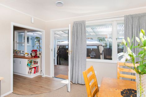 Photo of property in 143 Harris Street, Inner Kaiti, Gisborne, 4010