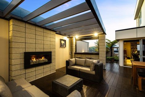 Photo of property in 40 The Masthead, Whitby, Porirua, 5024