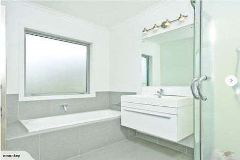 Photo of property in 6 Allgood Place, Rototuna North, Hamilton, 3210