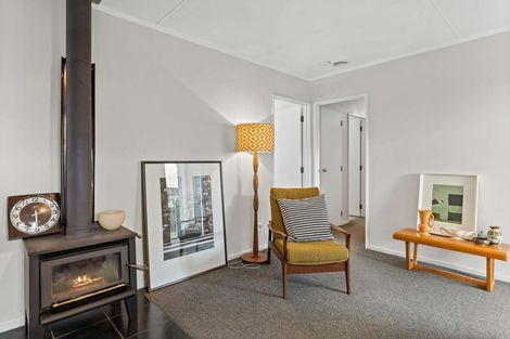 Photo of property in 8 Mercury Street, Milson, Palmerston North, 4414