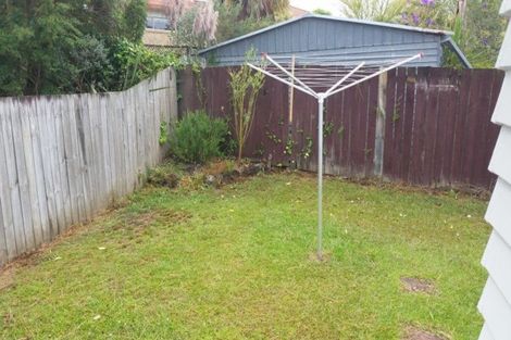 Photo of property in 1/22 Woodstock Road, Forrest Hill, Auckland, 0620