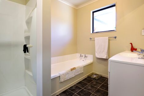 Photo of property in 31 Monaco View, Stoke, Nelson, 7011