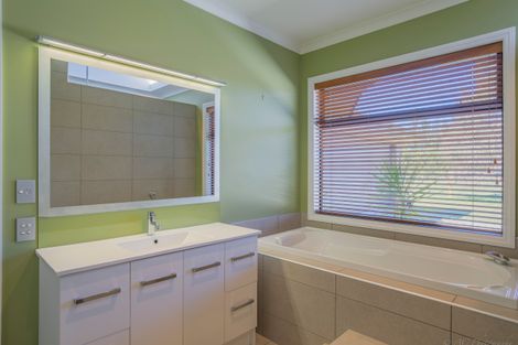 Photo of property in 16 Oak Street, Orari, Geraldine, 7992