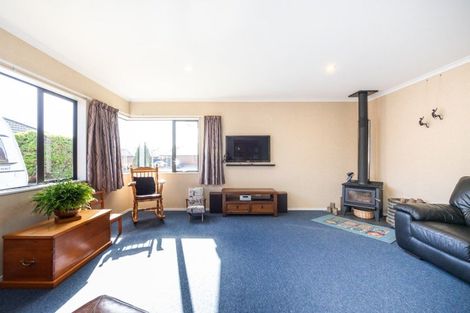 Photo of property in 54 Peter Hall Drive, Kelvin Grove, Palmerston North, 4414
