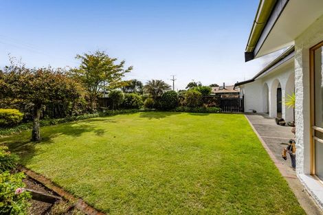 Photo of property in 116 Weraroa Road, Waverley, 4510