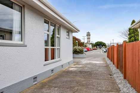 Photo of property in 18 Grey Street, Hawera, 4610