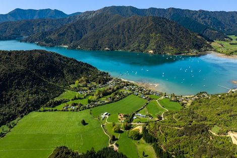 Photo of property in 349 Anakiwa Road, Anakiwa, Picton, 7281