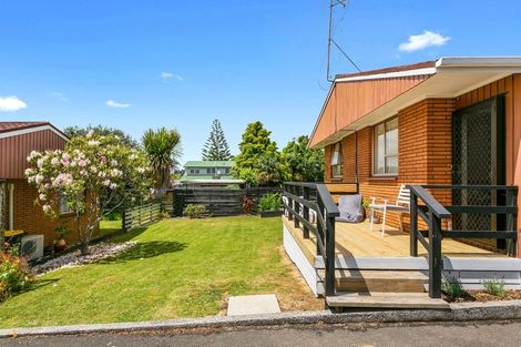 Photo of property in 2/1151 Bank Street, Te Awamutu, 3800