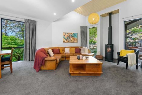 Photo of property in 70b Grand Vue Road, Kawaha Point, Rotorua, 3010