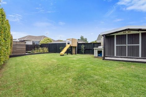 Photo of property in 16b Bay Street, Red Beach, 0932