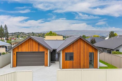 Photo of property in 16 Bantry Street, Alexandra, 9320