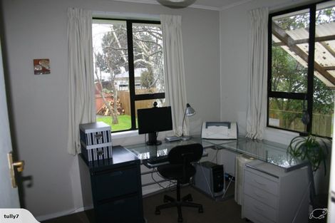 Photo of property in 13 Bass Road, Mount Wellington, Auckland, 1060