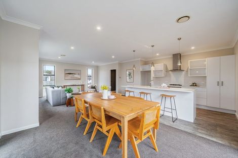 Photo of property in 10 Poulson Grove, Trentham, Upper Hutt, 5018