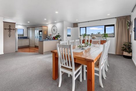 Photo of property in 3 Bermuda Place, One Tree Point, 0118