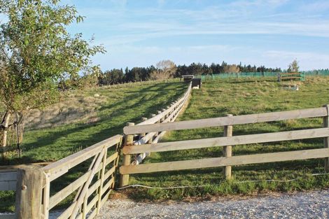 Photo of property in 1470 Oneriri Road, Kaiwaka, 0573