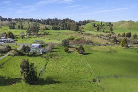 Photo of property in 2511 Rangiwahia Road, Rangiwahia, Kimbolton, 4774