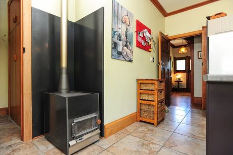 Photo of property in 35 Iona Road, Havelock North, 4130