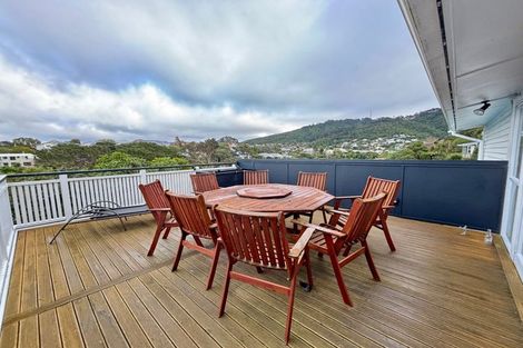 Photo of property in 18 Karachi Crescent, Khandallah, Wellington, 6035