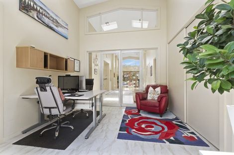 Photo of property in 15 Tarahunga Road, Levin, 5571