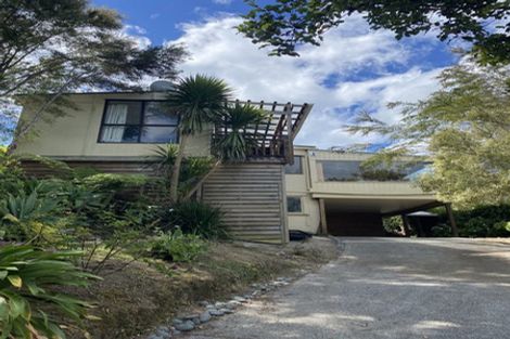 Photo of property in 71 Howard Road, Orere Point, Papakura, 2585