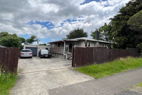 Photo of property in 1 Shifnal Drive, Randwick Park, Auckland, 2105