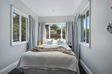 Photo of property in 19 Barton Road, Heretaunga, Upper Hutt, 5018