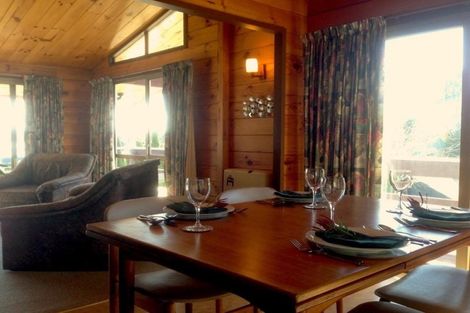 Photo of property in 39 Tremaine Avenue, Two Mile Bay, Taupo, 3330