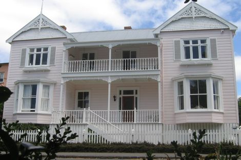 Photo of property in 7 Cambridge Terrace, Devonport, Auckland, 0624