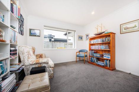 Photo of property in 10 Cherry Place, Maewa, Feilding, 4702