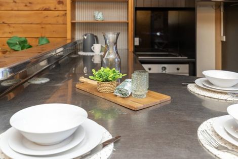 Photo of property in 102a Seaview Road, Paraparaumu Beach, Paraparaumu, 5032