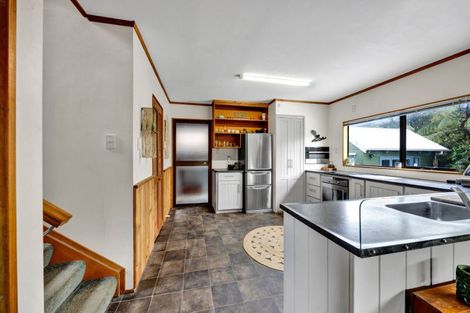 Photo of property in 20 Heaphy Street, Westown, New Plymouth, 4310