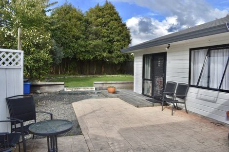 Photo of property in 12 Renata Road, Otaki, 5512