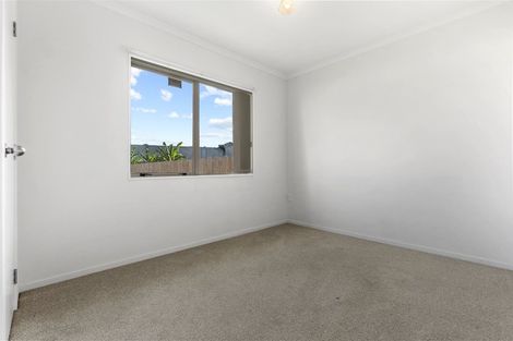 Photo of property in 43 Kindergarten Drive, Conifer Grove, Takanini, 2112