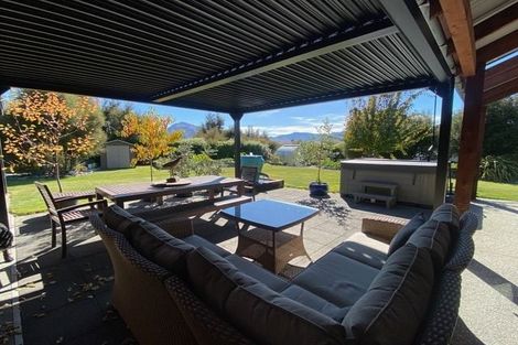 Photo of property in 902 Aubrey Road, Albert Town, Wanaka, 9305