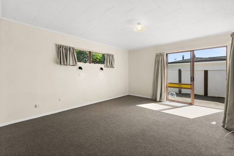 Photo of property in 68 Church Road, Taradale, Napier, 4112