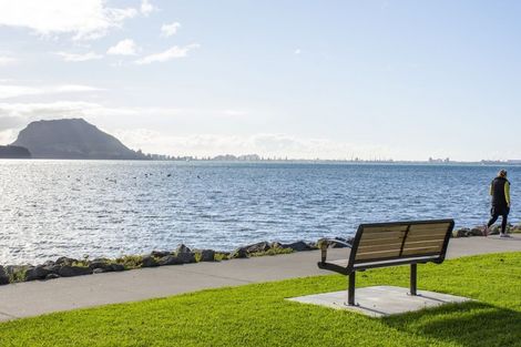 Photo of property in 12 Cathray Place, Matua, Tauranga, 3110