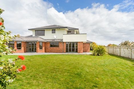 Photo of property in 189 Ruapehu Drive, Fitzherbert, Palmerston North, 4410