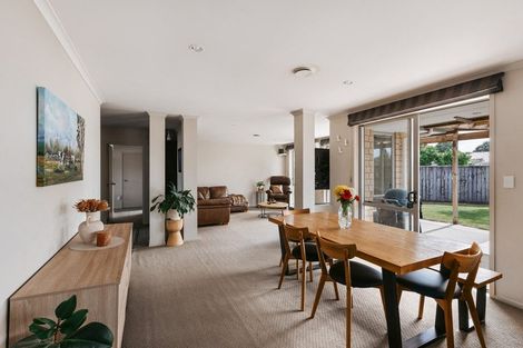 Photo of property in 14 Kinder Place, Ngongotaha, Rotorua, 3010