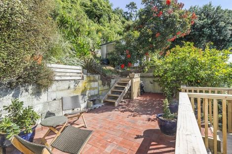 Photo of property in 191 Marine Parade, Seatoun, Wellington, 6022