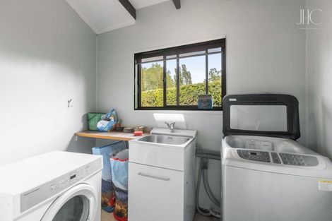 Photo of property in 18 Wairau Road, Albert Town, Wanaka, 9305