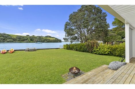 Photo of property in 397 Leigh Road, Whangateau, Warkworth, 0985