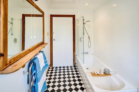 Photo of property in 182a Darlington Road, Miramar, Wellington, 6022