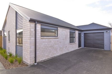 Photo of property in 4/14 Cotswold Avenue, Bishopdale, Christchurch, 8053