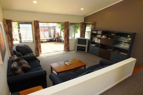 Photo of property in 137 Kowhai Avenue, Matarangi, Whitianga, 3592