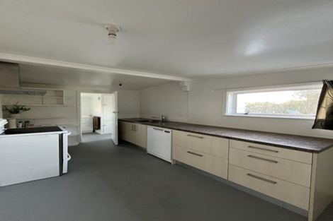 Photo of property in 3 Scott Street, Moturoa, New Plymouth, 4310