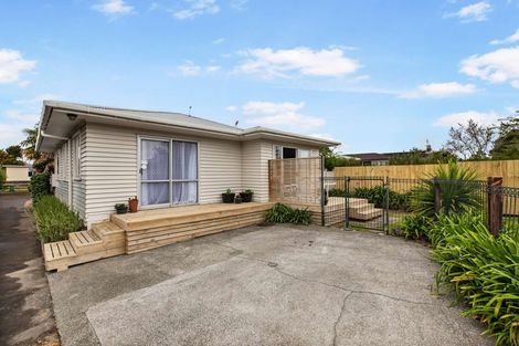 Photo of property in 2/420 Great South Road, Opaheke, Papakura, 2113