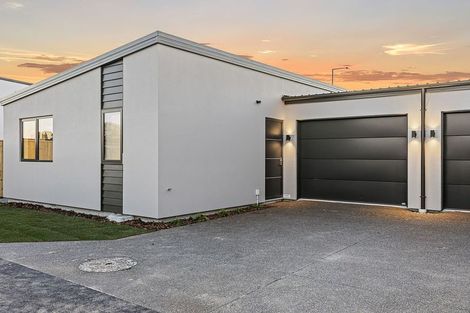 Photo of property in 28 Eccles Place, Halswell, 8025