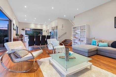 Photo of property in 108 Kittiwake Drive, Schnapper Rock, Auckland, 0632