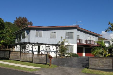 Photo of property in 3 Janome Place, Bucklands Beach, Auckland, 2014